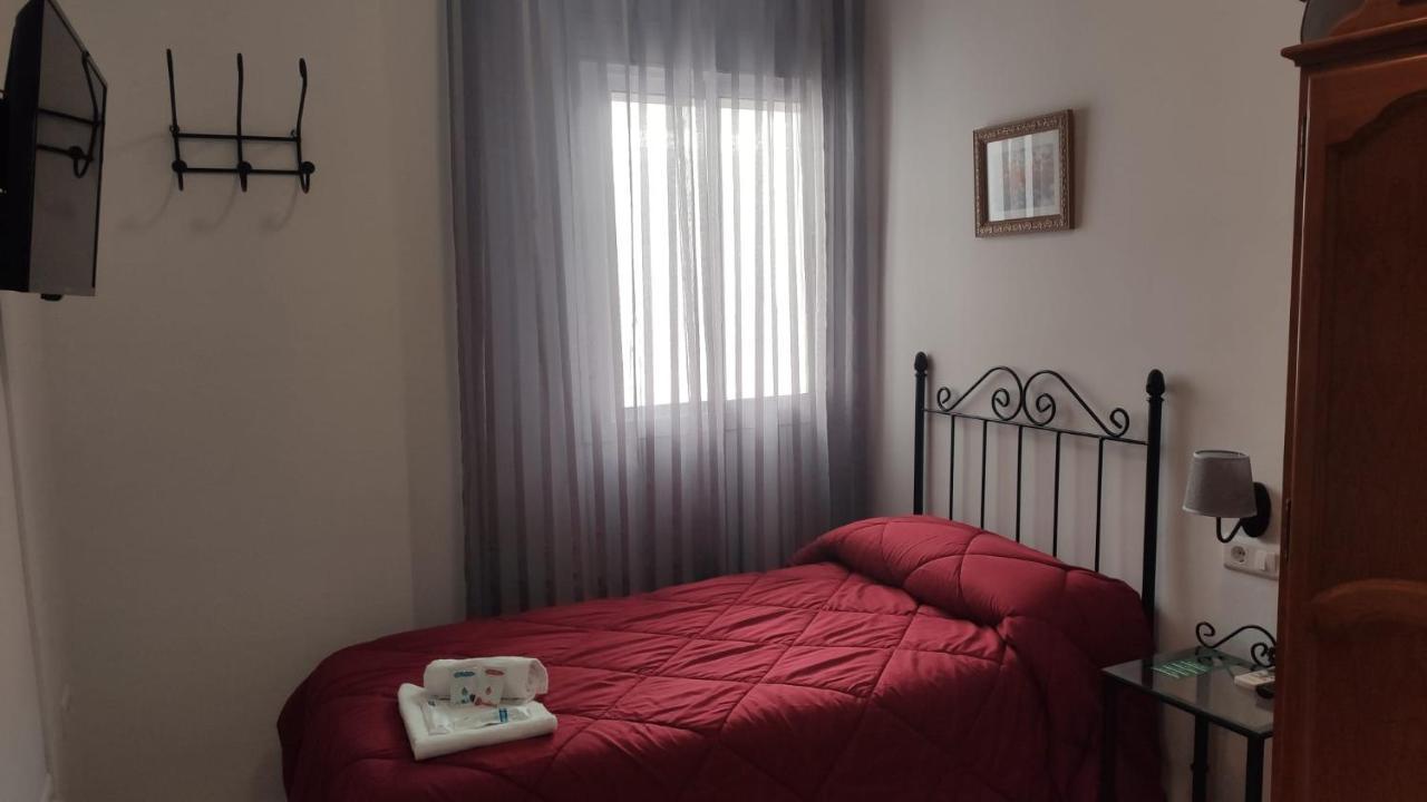 Hostal Efebo 24H Antequera Exterior photo
